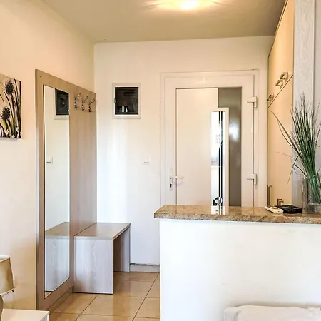 公寓 Nino-1 By Interhome